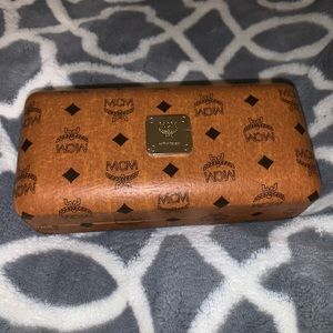 NEW Large MCM HardShell Case